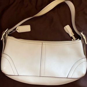 Vintage Coach off white leather purse